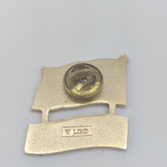 Operation Enduring Freedom American Flag Lapel Pin - Picture 4 of 4